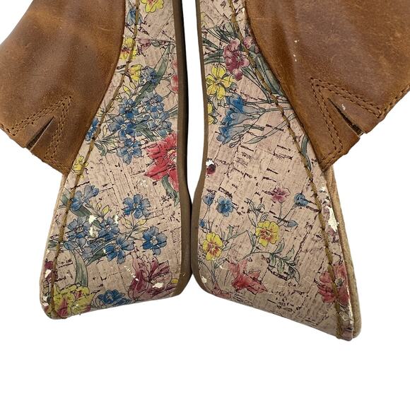 B.O.C. Born Women’s 9 Tan Leather Floral Print Cork Platform Wedge Slide Sandals - Picture 6 of 8